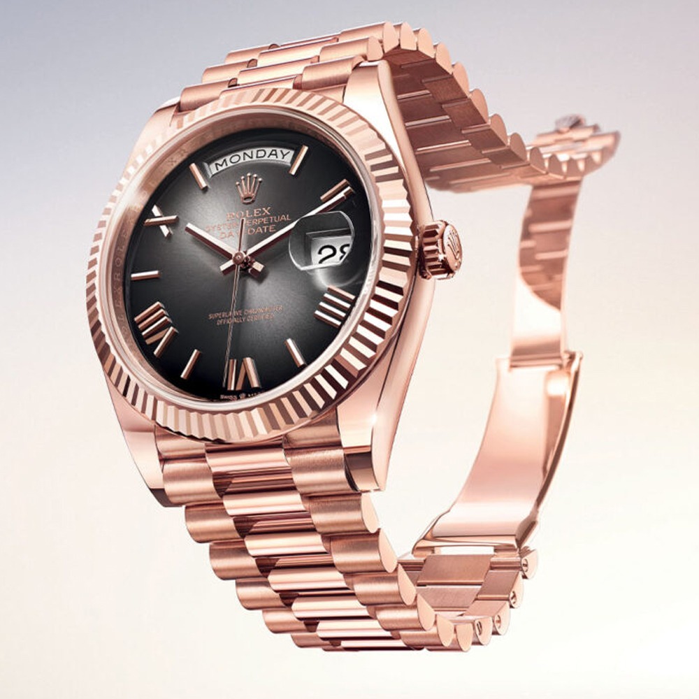 Branded Watch Day-Date 40 in Everose Gold with a Slate Ombre Dial(Refurbished)